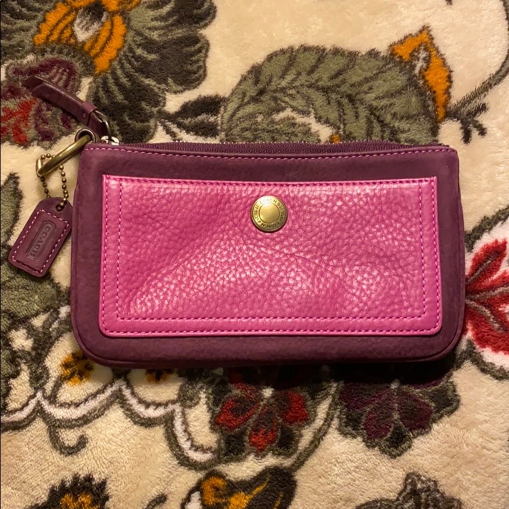 Coach pouch